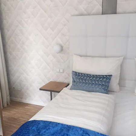 Beckers Boutique Hotel 2*